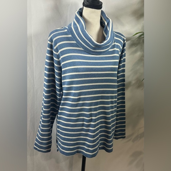 L.L. Bean Blue and White Striped Blouse - Picture 9 of 10